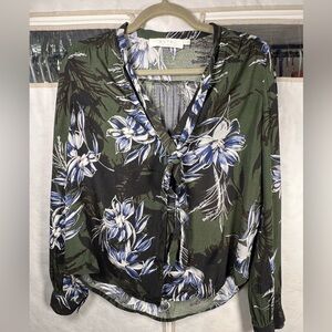 ASTR The Label Womens Size Small Green & Blue Floral Button Front Bow Collar Top